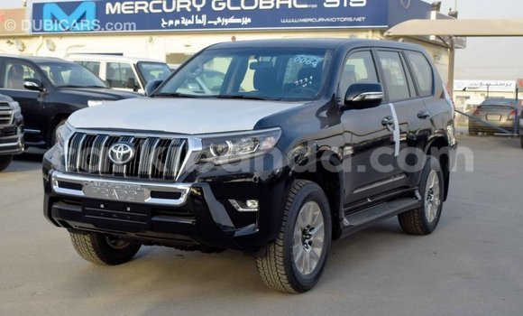 Acheter Import Voiture Toyota Land Cruiser Noir à Import - Dubai, Ouganda Acheter Import Voiture Toyota Land Cruiser Noir à Import - Dubai, Ouganda