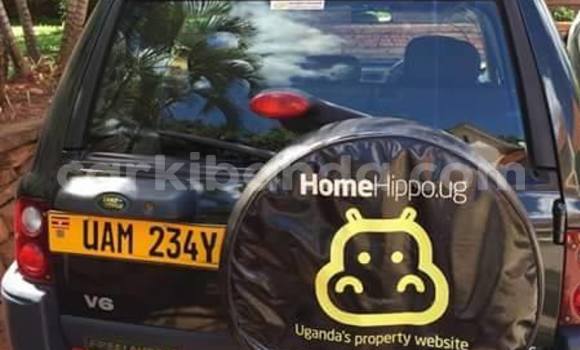 Buy Used Land Rover Defender Black Car in Kampala in Uganda Buy Used Land Rover Defender Black Car in Kampala in Uganda