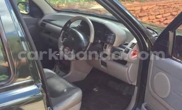 Buy Used Land Rover Defender Black Car in Kampala in Uganda Buy Used Land Rover Defender Black Car in Kampala in Uganda