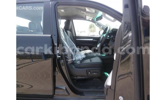 Gura Imported Toyota Hilux Black Imodoka i Import - Dubai mu Uganda Gura Imported Toyota Hilux Black Imodoka i Import - Dubai mu Uganda