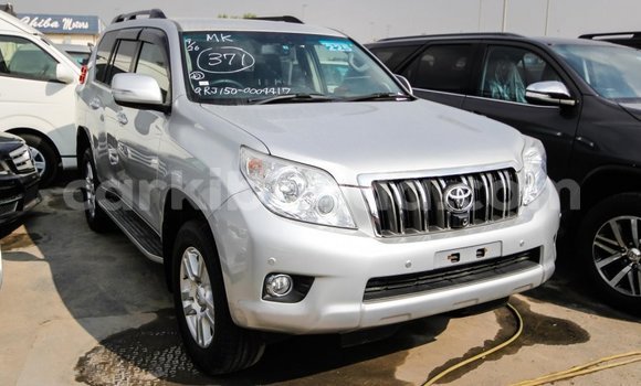 Nunua Imported Toyota Prado Nyingine Gari ndani ya Import - Dubai nchini Uganda Nunua Imported Toyota Prado Nyingine Gari ndani ya Import - Dubai nchini Uganda