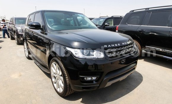 Gura Imported Land Rover Range Rover Black Imodoka i Import - Dubai mu Uganda Gura Imported Land Rover Range Rover Black Imodoka i Import - Dubai mu Uganda