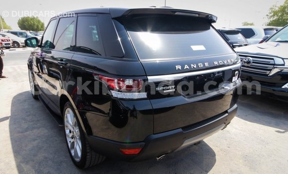 Gura Imported Land Rover Range Rover Black Imodoka i Import - Dubai mu Uganda Gura Imported Land Rover Range Rover Black Imodoka i Import - Dubai mu Uganda