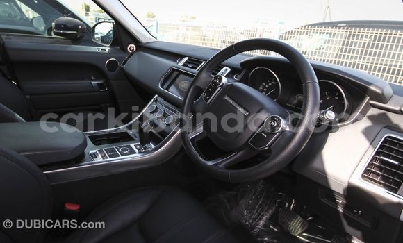 Gura Imported Land Rover Range Rover Black Imodoka i Import - Dubai mu Uganda Gura Imported Land Rover Range Rover Black Imodoka i Import - Dubai mu Uganda