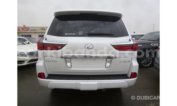 Gura Imported Lexus LX White Imodoka i Import - Dubai mu Uganda Gura Imported Lexus LX White Imodoka i Import - Dubai mu Uganda