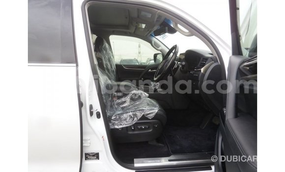 Gura Imported Lexus LX White Imodoka i Import - Dubai mu Uganda Gura Imported Lexus LX White Imodoka i Import - Dubai mu Uganda