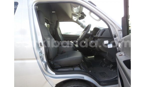 Nunua Imported Toyota Hiace Nyingine Gari ndani ya Import - Dubai nchini Uganda Nunua Imported Toyota Hiace Nyingine Gari ndani ya Import - Dubai nchini Uganda