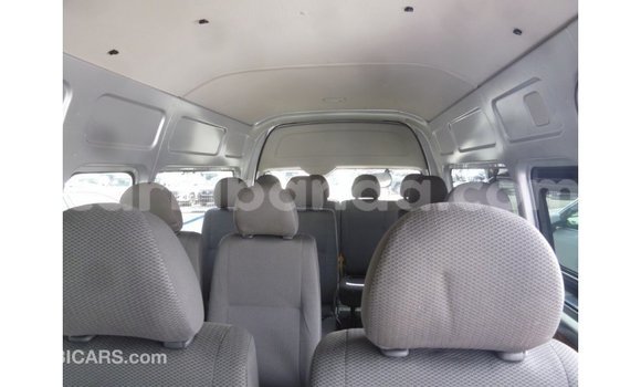 Nunua Imported Toyota Hiace Nyingine Gari ndani ya Import - Dubai nchini Uganda Nunua Imported Toyota Hiace Nyingine Gari ndani ya Import - Dubai nchini Uganda