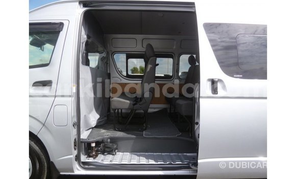 Nunua Imported Toyota Hiace Nyingine Gari ndani ya Import - Dubai nchini Uganda Nunua Imported Toyota Hiace Nyingine Gari ndani ya Import - Dubai nchini Uganda