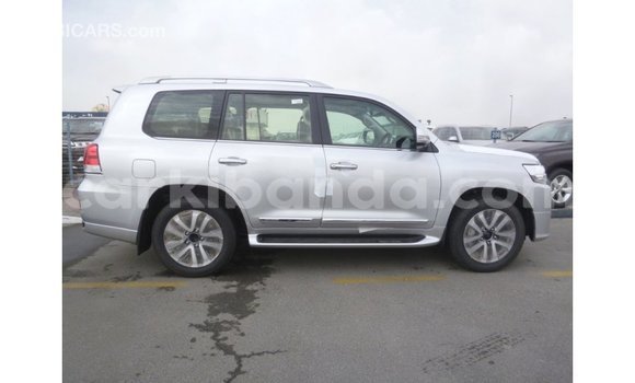 Nunua Imported Toyota Land Cruiser Nyingine Gari ndani ya Import - Dubai nchini Uganda Nunua Imported Toyota Land Cruiser Nyingine Gari ndani ya Import - Dubai nchini Uganda