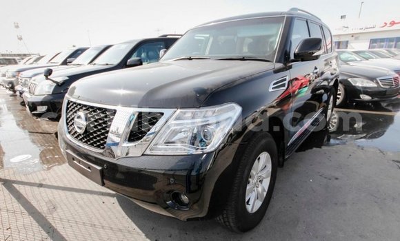 Nunua Imported Nissan Patrol Nyeusi Gari ndani ya Import - Dubai nchini Uganda Nunua Imported Nissan Patrol Nyeusi Gari ndani ya Import - Dubai nchini Uganda