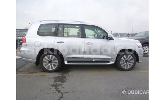Nunua Imported Toyota Land Cruiser Nyingine Gari ndani ya Import - Dubai nchini Uganda Nunua Imported Toyota Land Cruiser Nyingine Gari ndani ya Import - Dubai nchini Uganda