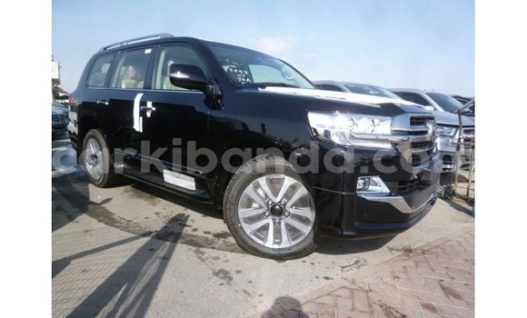 Gura Imported Toyota Land Cruiser Black Imodoka i Import - Dubai mu Uganda Gura Imported Toyota Land Cruiser Black Imodoka i Import - Dubai mu Uganda