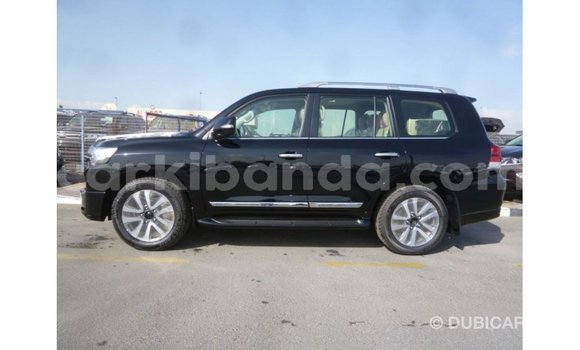 Gura Imported Toyota Land Cruiser Black Imodoka i Import - Dubai mu Uganda Gura Imported Toyota Land Cruiser Black Imodoka i Import - Dubai mu Uganda