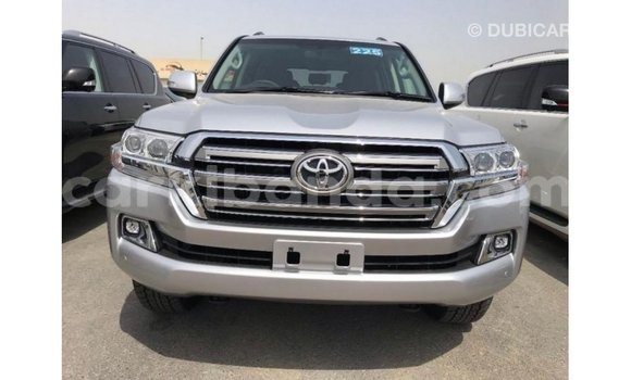 Nunua Imported Toyota Land Cruiser Nyingine Gari ndani ya Import - Dubai nchini Uganda Nunua Imported Toyota Land Cruiser Nyingine Gari ndani ya Import - Dubai nchini Uganda