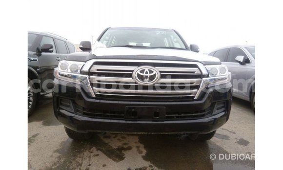 Gura Imported Toyota Land Cruiser Black Imodoka i Import - Dubai mu Uganda Gura Imported Toyota Land Cruiser Black Imodoka i Import - Dubai mu Uganda