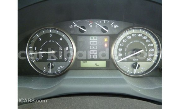 Gura Imported Toyota Land Cruiser Black Imodoka i Import - Dubai mu Uganda Gura Imported Toyota Land Cruiser Black Imodoka i Import - Dubai mu Uganda