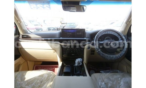 Gura Imported Lexus LX Black Imodoka i Import - Dubai mu Uganda Gura Imported Lexus LX Black Imodoka i Import - Dubai mu Uganda