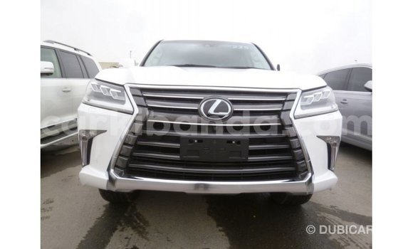 Acheter Import Voiture Lexus LX Blanc à Import - Dubai, Ouganda Acheter Import Voiture Lexus LX Blanc à Import - Dubai, Ouganda
