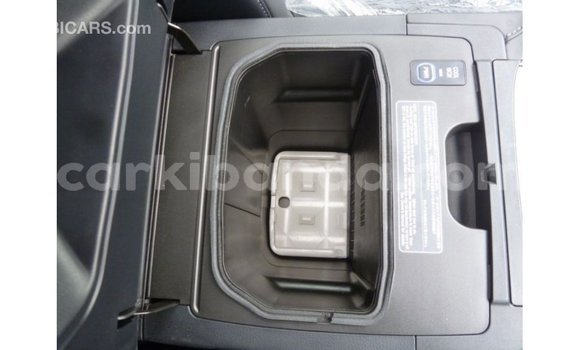 Acheter Import Voiture Lexus LX Blanc à Import - Dubai, Ouganda Acheter Import Voiture Lexus LX Blanc à Import - Dubai, Ouganda