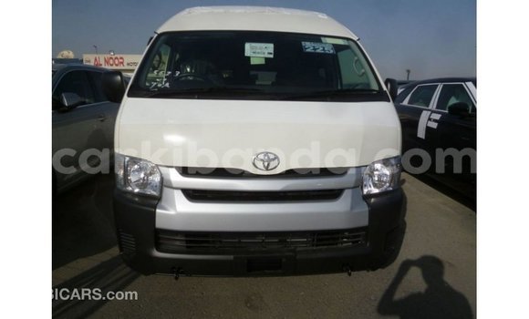 Buy Import Toyota Hiace White Car in Import - Dubai in Uganda Buy Import Toyota Hiace White Car in Import - Dubai in Uganda