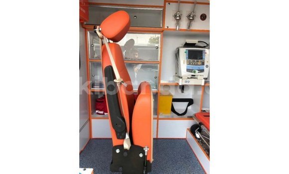 Buy Import Toyota Hiace White Car in Import - Dubai in Uganda Buy Import Toyota Hiace White Car in Import - Dubai in Uganda