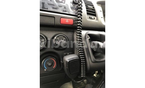 Buy Import Toyota Hiace White Car in Import - Dubai in Uganda Buy Import Toyota Hiace White Car in Import - Dubai in Uganda