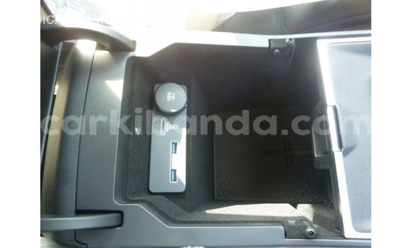 Gura Imported Jaguar E-Pace White Imodoka i Import - Dubai mu Uganda Gura Imported Jaguar E-Pace White Imodoka i Import - Dubai mu Uganda