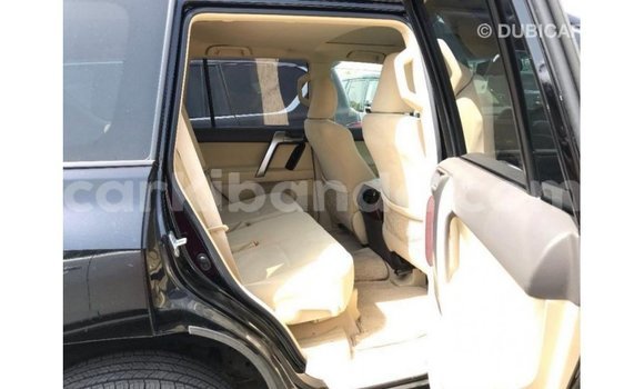 Nunua Imported Toyota Prado Nyeusi Gari ndani ya Import - Dubai nchini Uganda Nunua Imported Toyota Prado Nyeusi Gari ndani ya Import - Dubai nchini Uganda