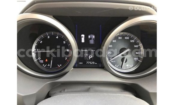 Nunua Imported Toyota Prado Nyeusi Gari ndani ya Import - Dubai nchini Uganda Nunua Imported Toyota Prado Nyeusi Gari ndani ya Import - Dubai nchini Uganda