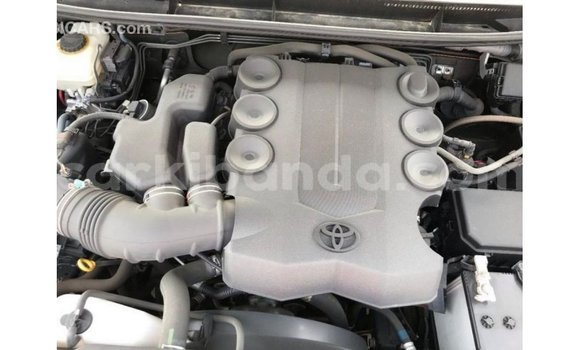 Nunua Imported Toyota Prado Nyeusi Gari ndani ya Import - Dubai nchini Uganda Nunua Imported Toyota Prado Nyeusi Gari ndani ya Import - Dubai nchini Uganda