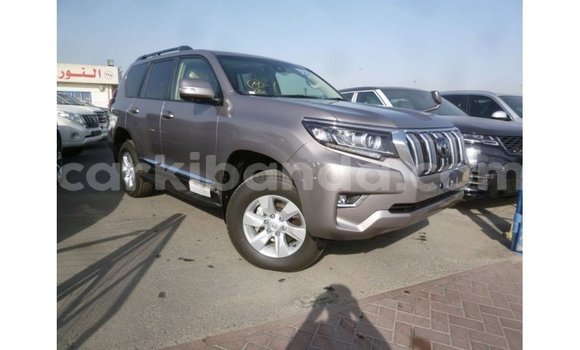 Nunua Imported Toyota Prado Nyingine Gari ndani ya Import - Dubai nchini Uganda Nunua Imported Toyota Prado Nyingine Gari ndani ya Import - Dubai nchini Uganda