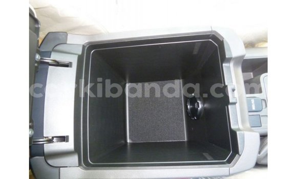 Nunua Imported Toyota Prado Nyeusi Gari ndani ya Import - Dubai nchini Uganda Nunua Imported Toyota Prado Nyeusi Gari ndani ya Import - Dubai nchini Uganda