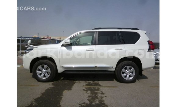 Gura Imported Toyota Prado White Imodoka i Import - Dubai mu Uganda Gura Imported Toyota Prado White Imodoka i Import - Dubai mu Uganda