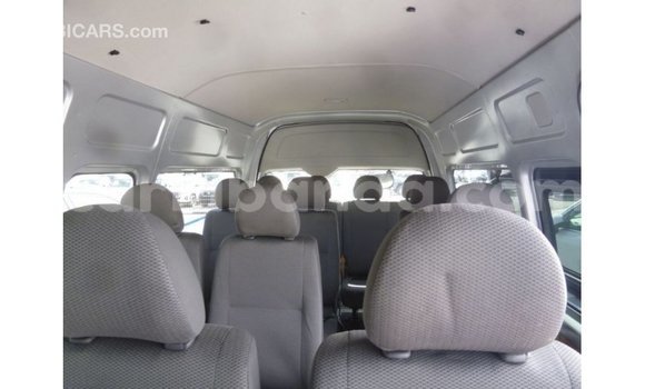 Nunua Imported Toyota Hiace Nyingine Gari ndani ya Import - Dubai nchini Uganda Nunua Imported Toyota Hiace Nyingine Gari ndani ya Import - Dubai nchini Uganda