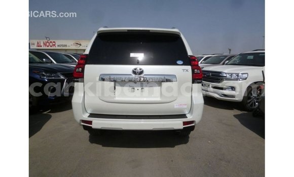 Gura Imported Toyota Prado White Imodoka i Import - Dubai mu Uganda Gura Imported Toyota Prado White Imodoka i Import - Dubai mu Uganda