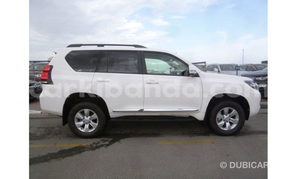 Gura Imported Toyota Prado White Imodoka i Import - Dubai mu Uganda Gura Imported Toyota Prado White Imodoka i Import - Dubai mu Uganda