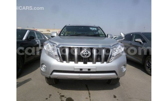 Nunua Imported Toyota Prado Nyingine Gari ndani ya Import - Dubai nchini Uganda Nunua Imported Toyota Prado Nyingine Gari ndani ya Import - Dubai nchini Uganda
