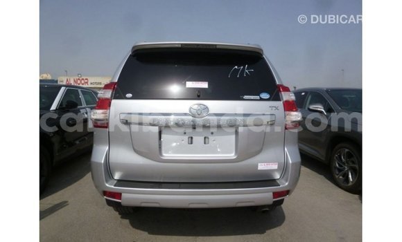 Nunua Imported Toyota Prado Nyingine Gari ndani ya Import - Dubai nchini Uganda Nunua Imported Toyota Prado Nyingine Gari ndani ya Import - Dubai nchini Uganda