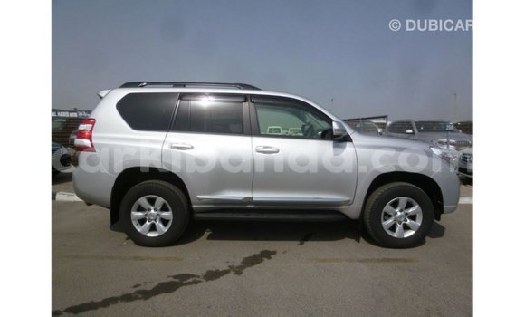 Nunua Imported Toyota Prado Nyingine Gari ndani ya Import - Dubai nchini Uganda Nunua Imported Toyota Prado Nyingine Gari ndani ya Import - Dubai nchini Uganda