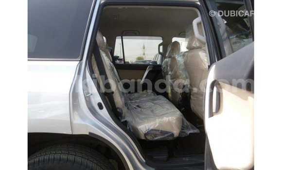 Nunua Imported Toyota Prado Nyingine Gari ndani ya Import - Dubai nchini Uganda Nunua Imported Toyota Prado Nyingine Gari ndani ya Import - Dubai nchini Uganda