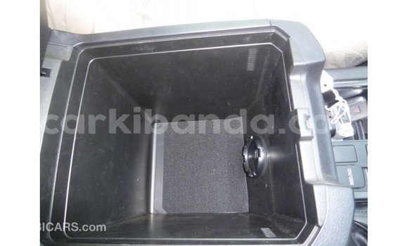 Nunua Imported Toyota Prado Nyingine Gari ndani ya Import - Dubai nchini Uganda Nunua Imported Toyota Prado Nyingine Gari ndani ya Import - Dubai nchini Uganda