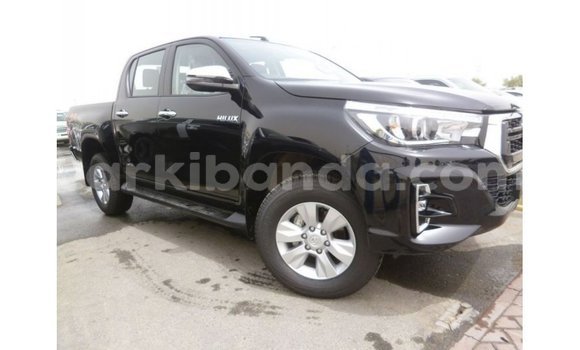 Gura Imported Toyota Hilux Black Imodoka i Import - Dubai mu Uganda Gura Imported Toyota Hilux Black Imodoka i Import - Dubai mu Uganda