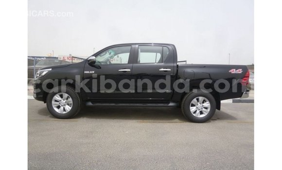 Gura Imported Toyota Hilux Black Imodoka i Import - Dubai mu Uganda Gura Imported Toyota Hilux Black Imodoka i Import - Dubai mu Uganda