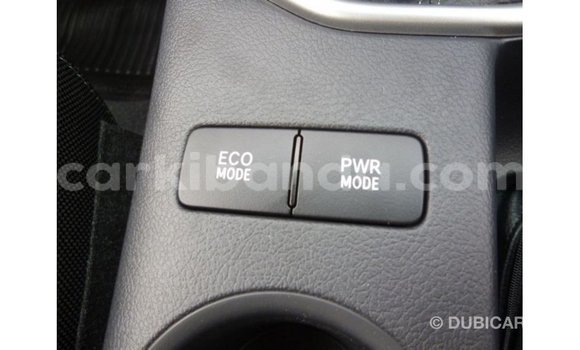 Gura Imported Toyota Hilux Black Imodoka i Import - Dubai mu Uganda Gura Imported Toyota Hilux Black Imodoka i Import - Dubai mu Uganda