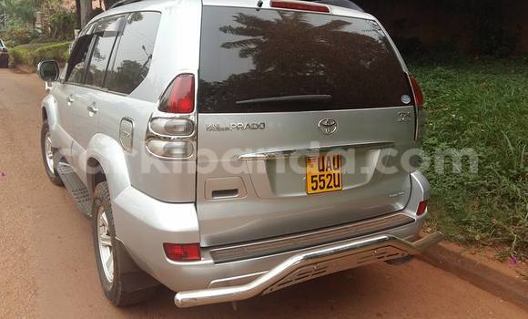 Gura Yakoze Toyota Land Cruiser Prado Silver Imodoka i Arua mu Uganda Gura Yakoze Toyota Land Cruiser Prado Silver Imodoka i Arua mu Uganda