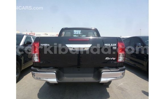 Acheter Import Voiture Toyota Hilux Noir à Import - Dubai, Ouganda Acheter Import Voiture Toyota Hilux Noir à Import - Dubai, Ouganda