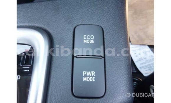 Acheter Import Voiture Toyota Hilux Noir à Import - Dubai, Ouganda Acheter Import Voiture Toyota Hilux Noir à Import - Dubai, Ouganda