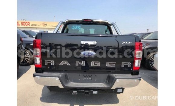 Nunua Imported Ford Ranger Nyeusi Gari ndani ya Import - Dubai nchini Uganda Nunua Imported Ford Ranger Nyeusi Gari ndani ya Import - Dubai nchini Uganda