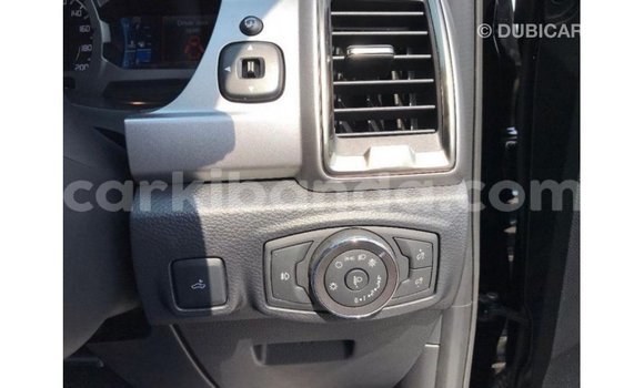 Nunua Imported Ford Ranger Nyeusi Gari ndani ya Import - Dubai nchini Uganda Nunua Imported Ford Ranger Nyeusi Gari ndani ya Import - Dubai nchini Uganda